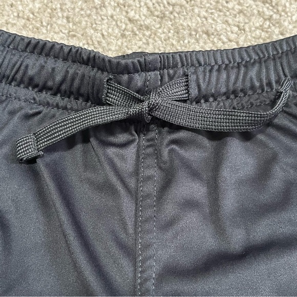 Athletic Works size S (6-7) boys gray shorts - Picture 3 of 6